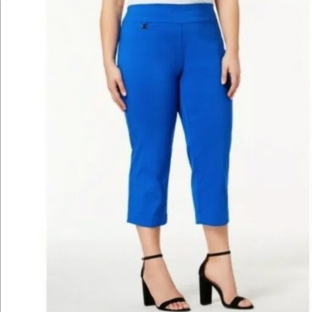 Alfani Pull On Capri Pants Tummy Control
